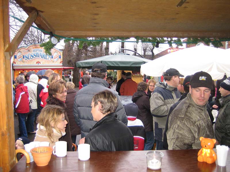 2006-12-16 Weihnachtsmarkt Breiholz 018