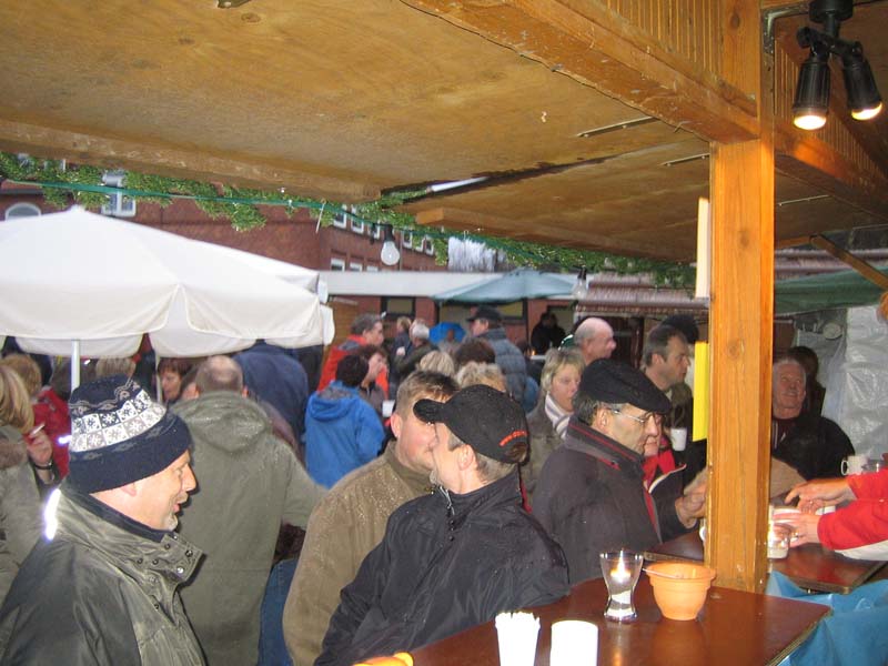 2006-12-16 Weihnachtsmarkt Breiholz 025