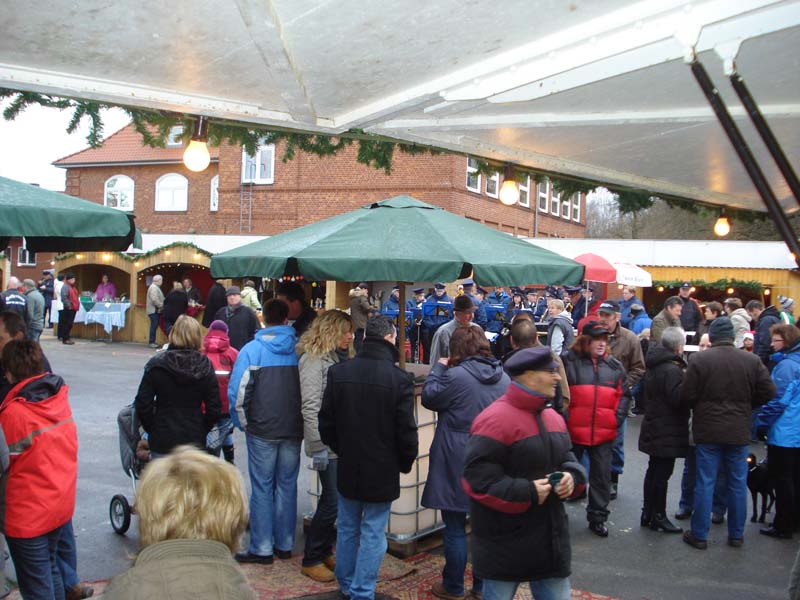 2009-12-12 Weihnachtsmarkt 2010 Inga (1)